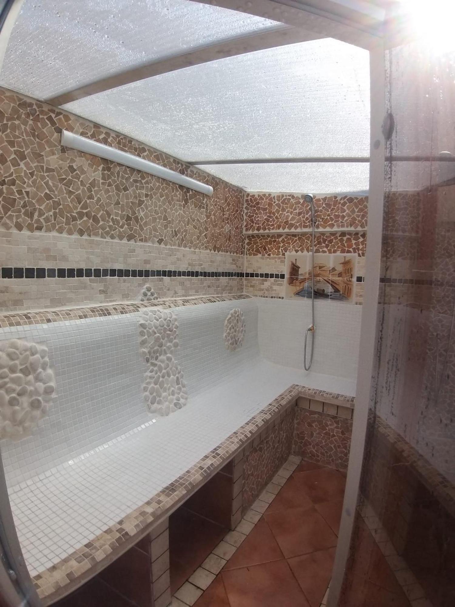 Tiny House Hotel Puebla de Vallbona Eksteriør billede