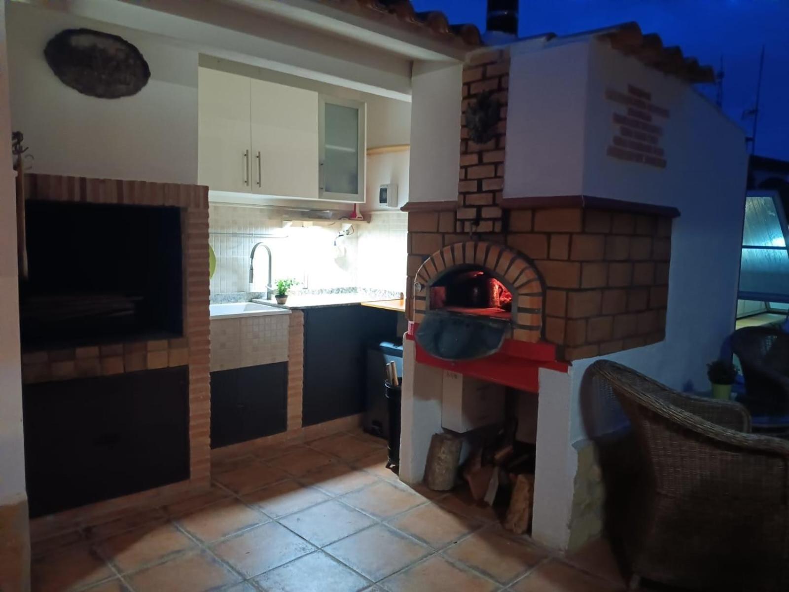 Tiny House Hotel Puebla de Vallbona Eksteriør billede